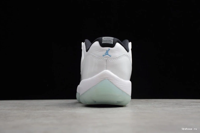 Legend 11 AV2187-117 Jordan Air Retro Low Blue 0725